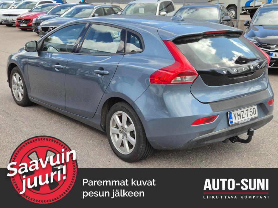 VOLVO V40 2013