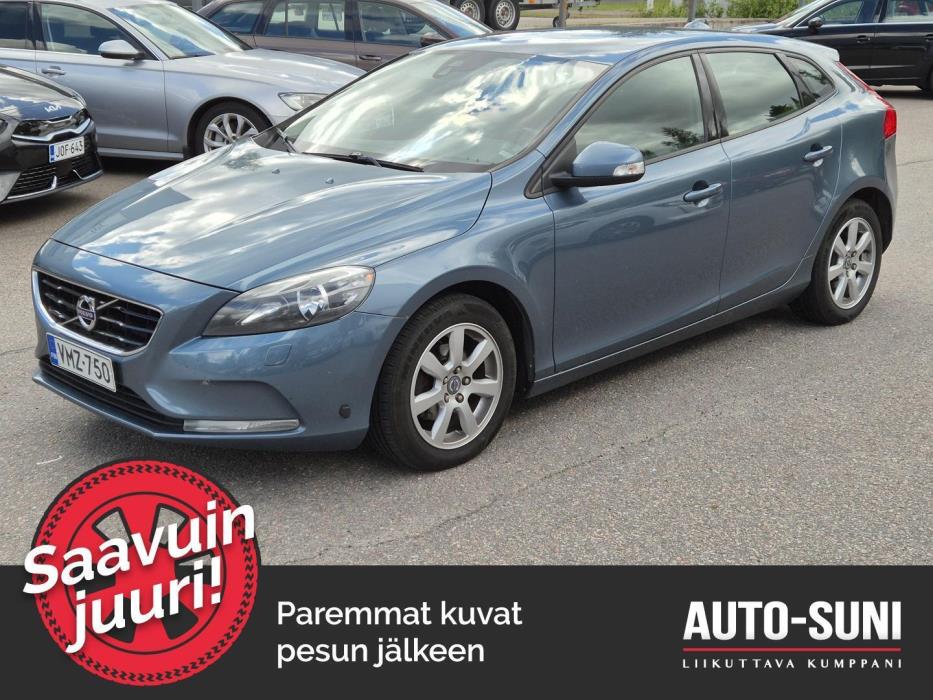 VOLVO V40 2013
