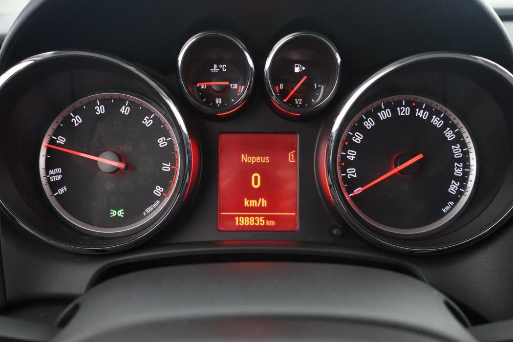 OPEL Astra 2012
