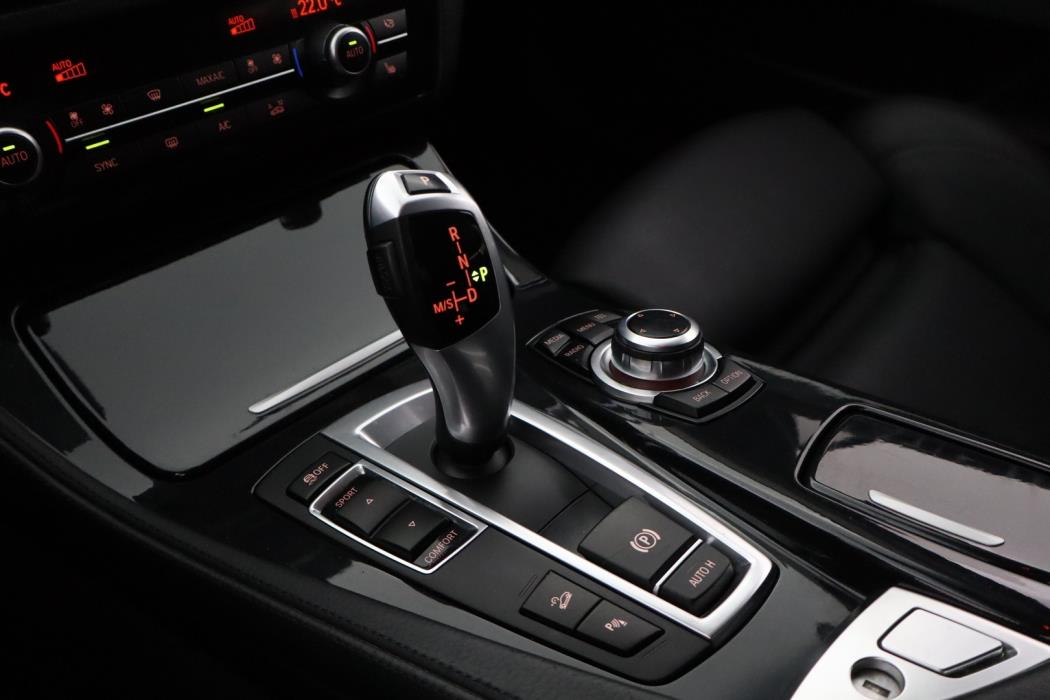 BMW 520 2015