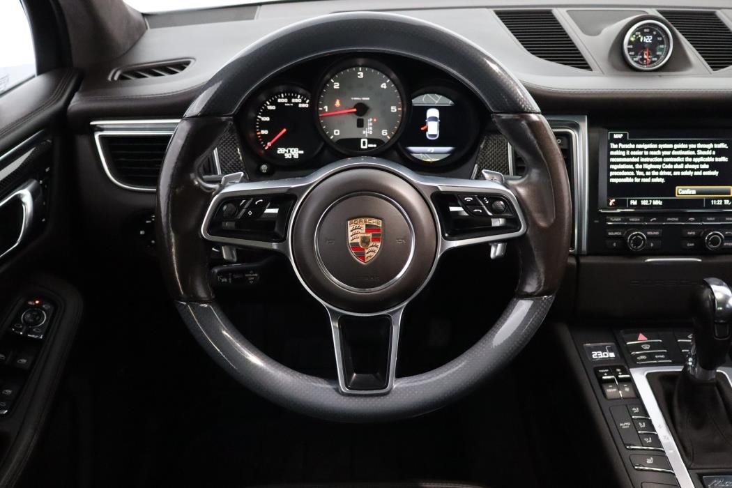 PORSCHE Macan 2015