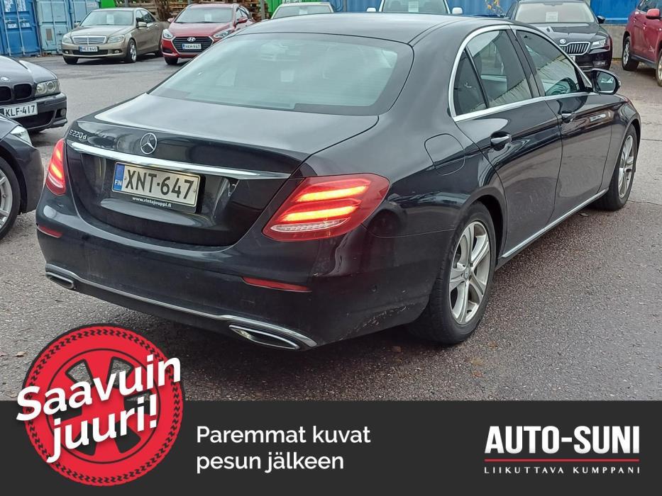 MERCEDES-BENZ E 2016