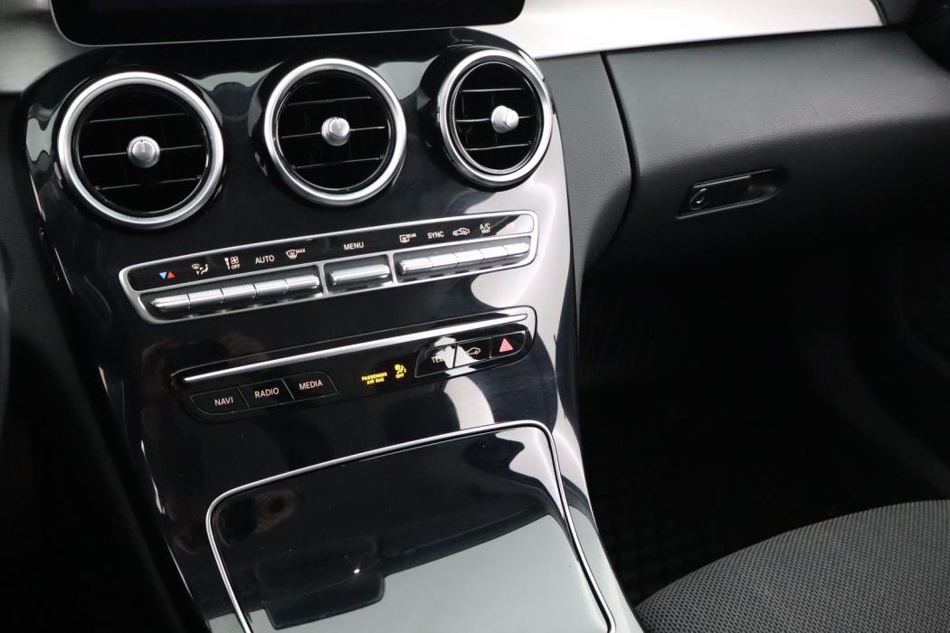 MERCEDES-BENZ C 2020