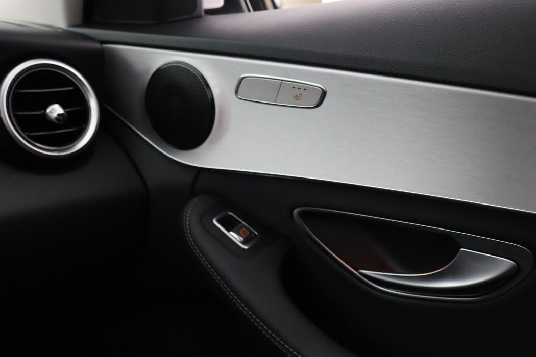 MERCEDES-BENZ C 2020