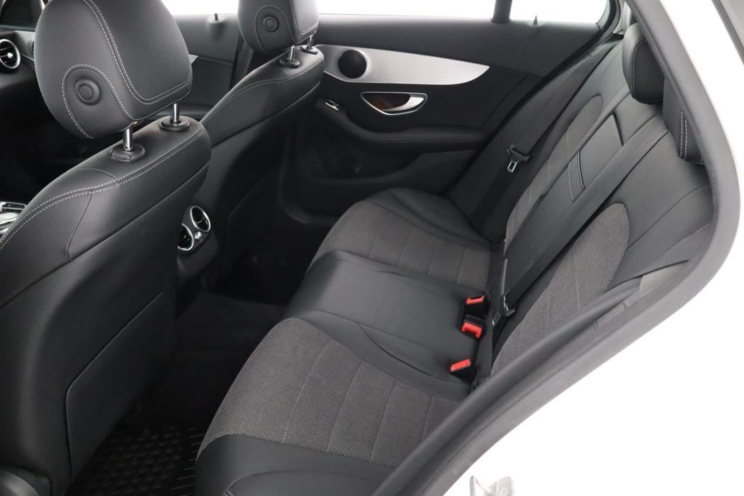 MERCEDES-BENZ C 2020