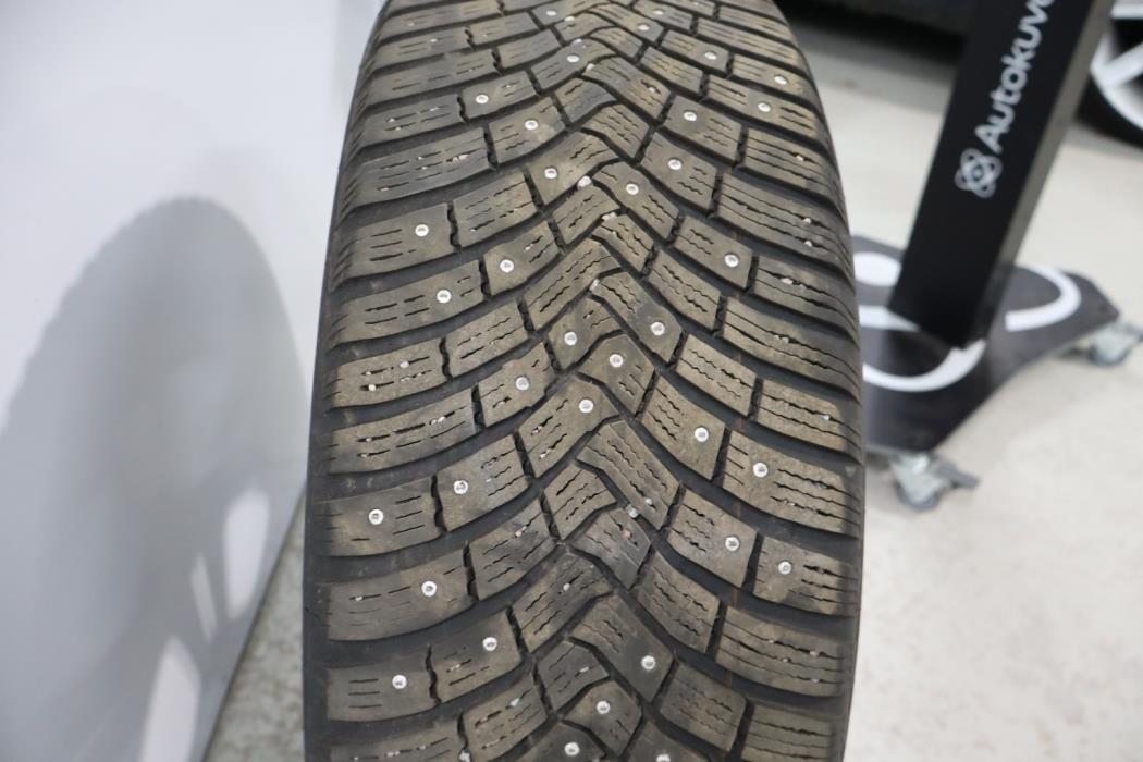 MERCEDES-BENZ C 2020