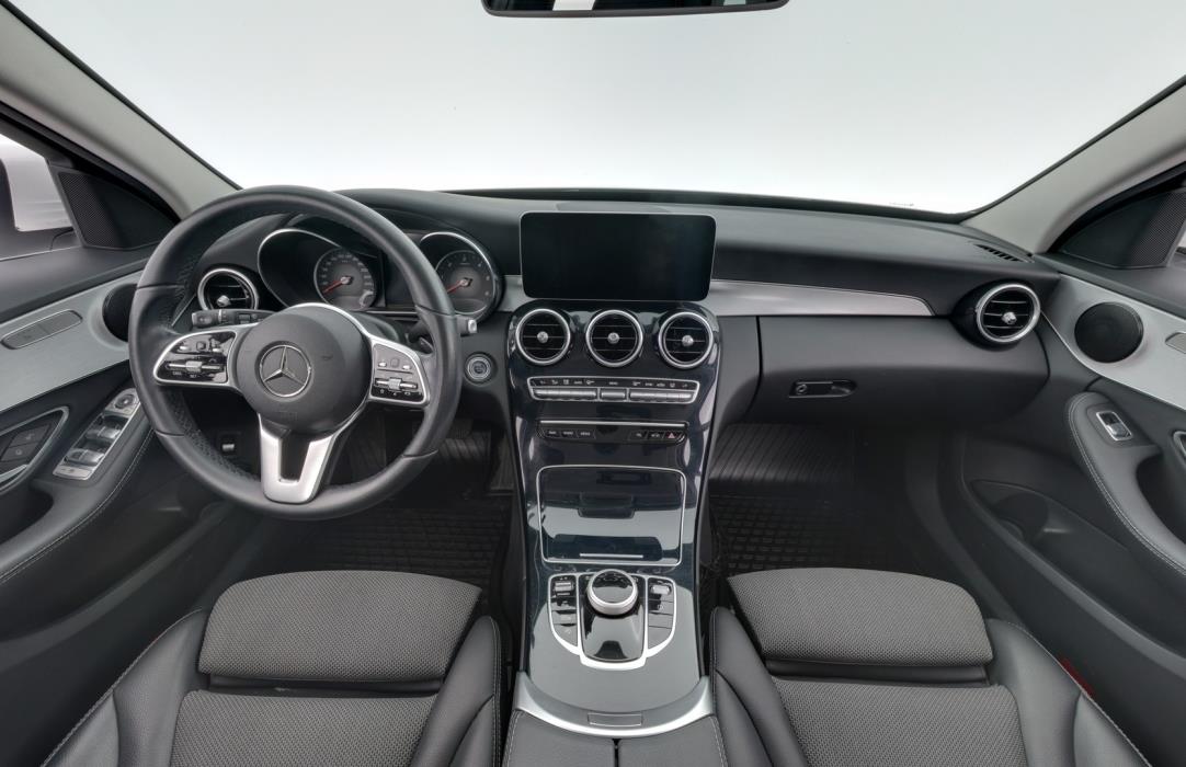 MERCEDES-BENZ C 2020
