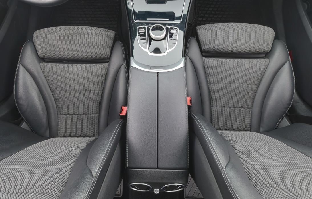 MERCEDES-BENZ C 2020