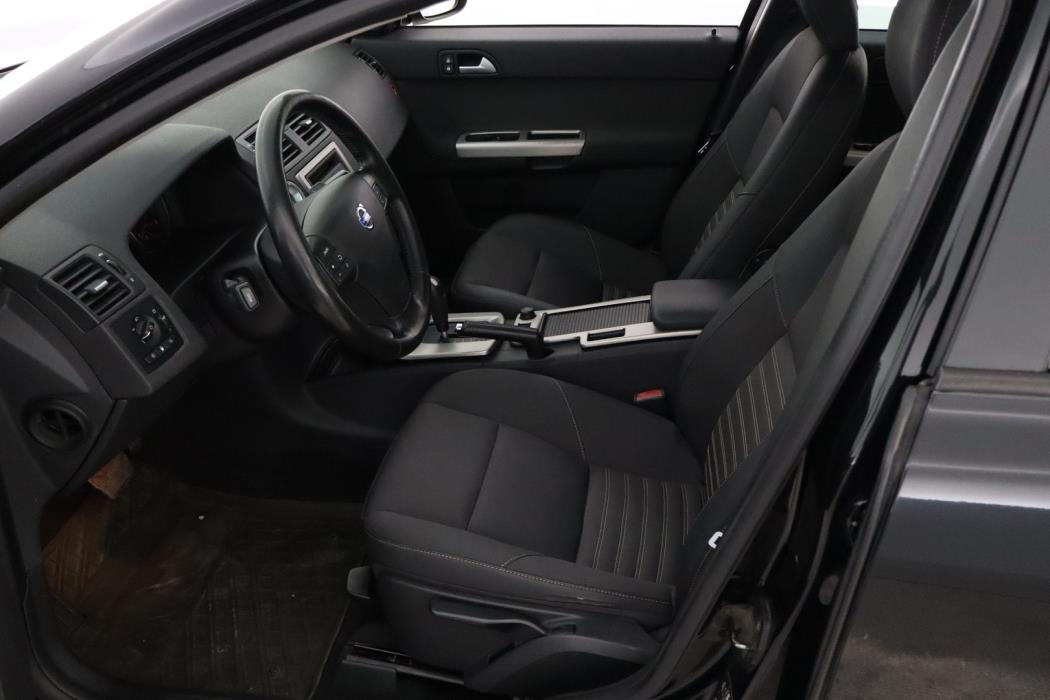 VOLVO V50 2009
