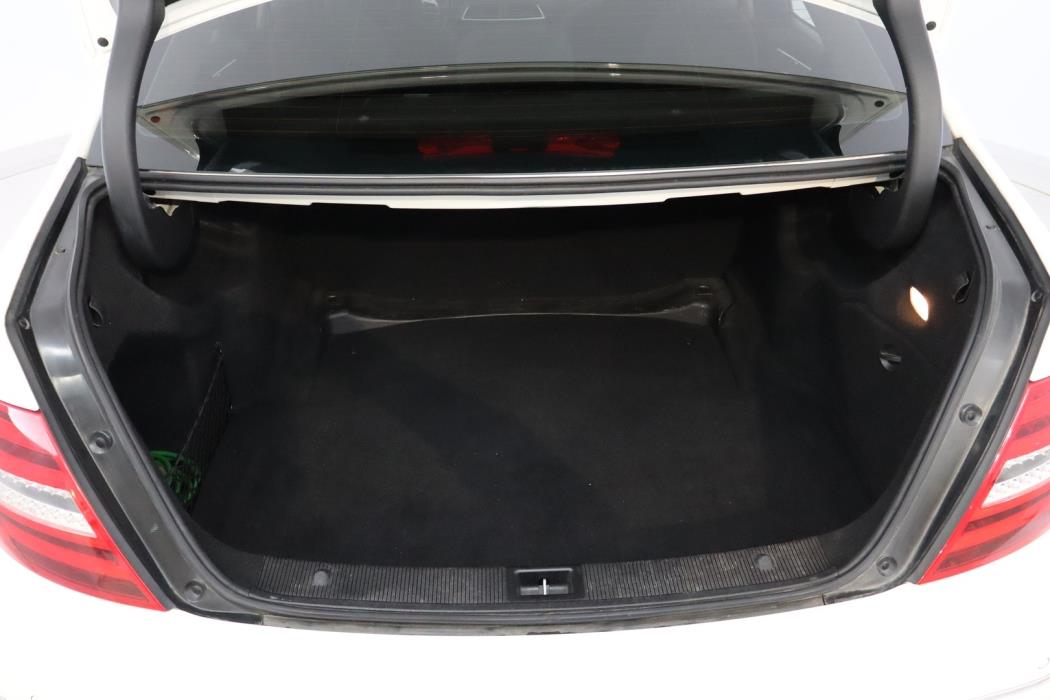 MERCEDES-BENZ C 2012