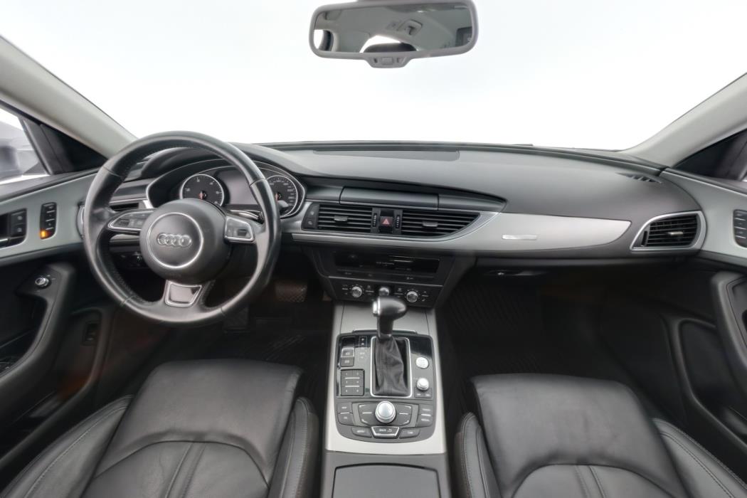 AUDI A6 2012