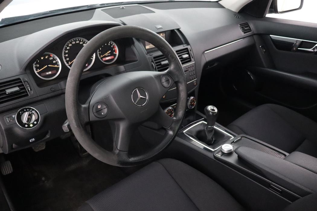 MERCEDES-BENZ C 2008