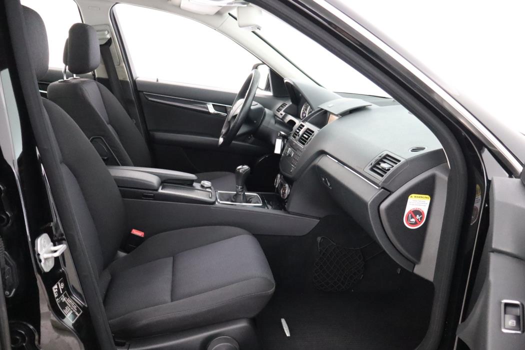MERCEDES-BENZ C 2008