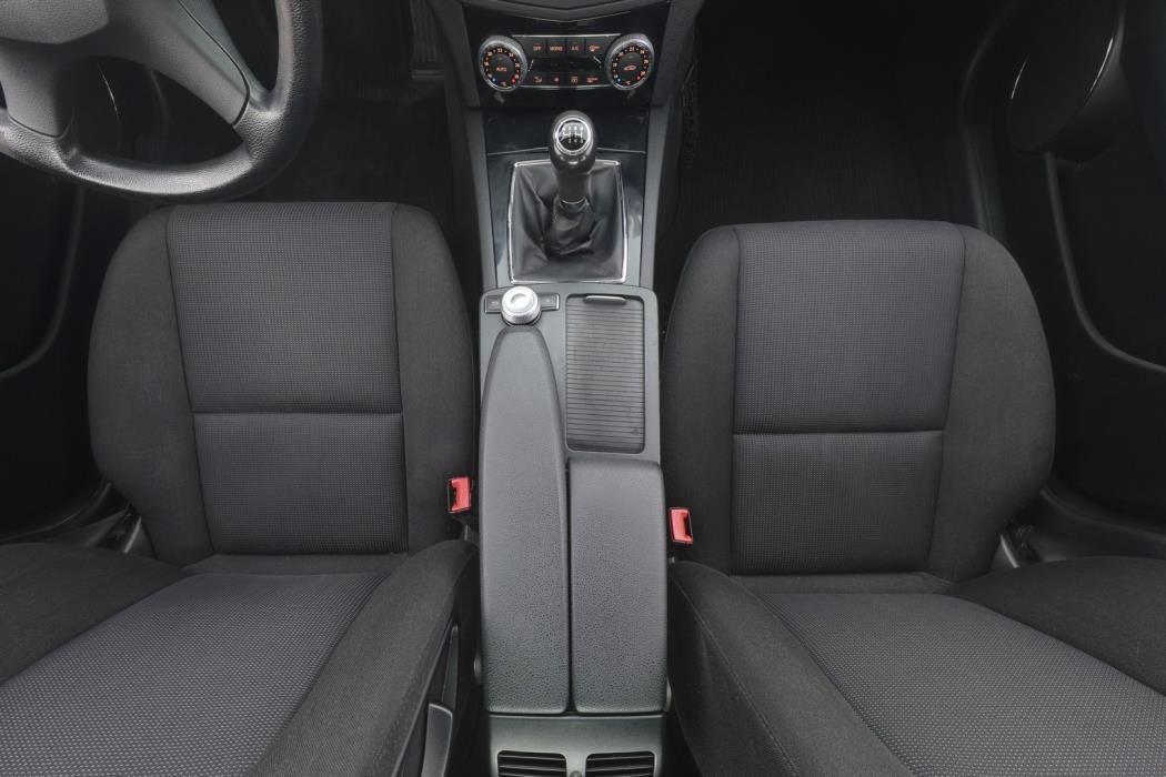 MERCEDES-BENZ C 2008