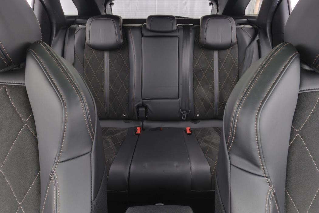 PEUGEOT 3008 2018