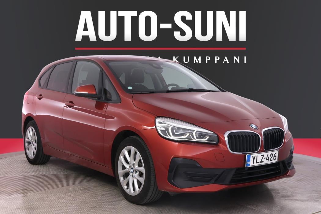 BMW 225 2021