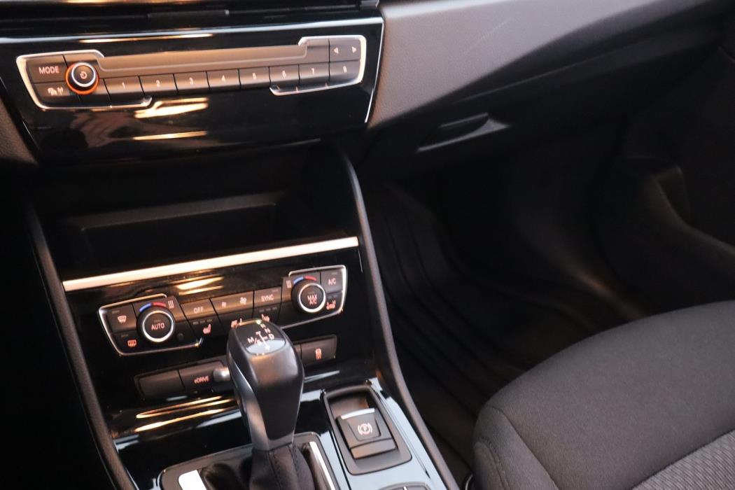 BMW 225 2021
