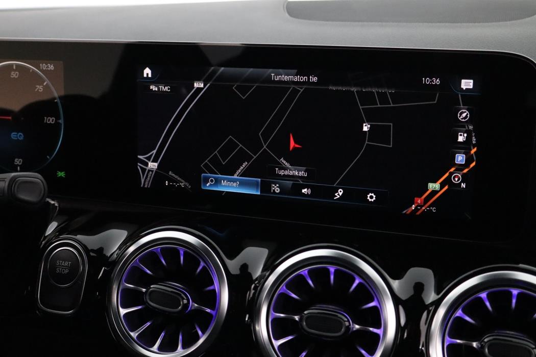 MERCEDES-BENZ EQA 2023