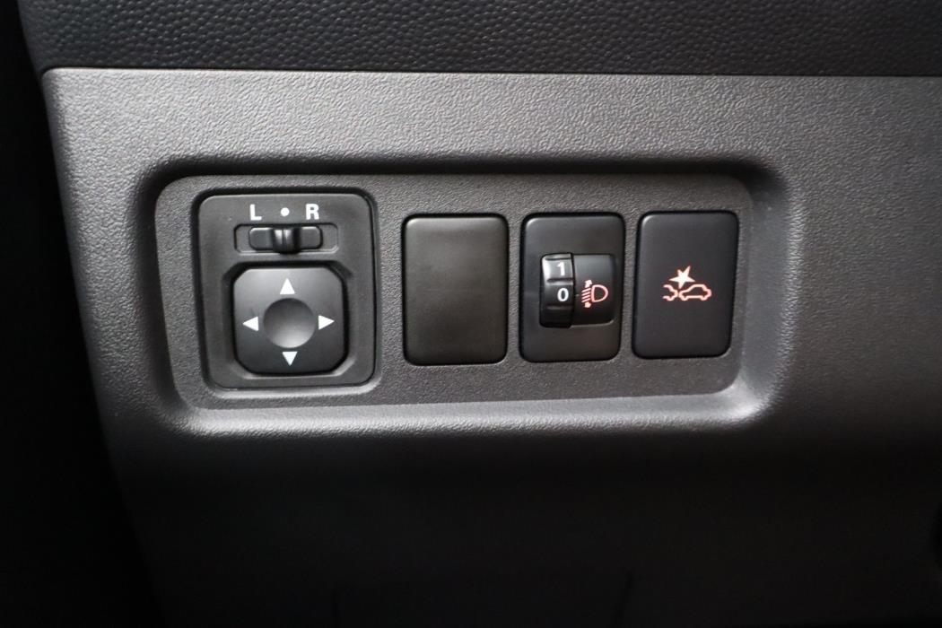 MITSUBISHI Space Star 2020