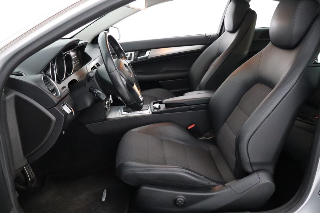 MERCEDES-BENZ C 2012