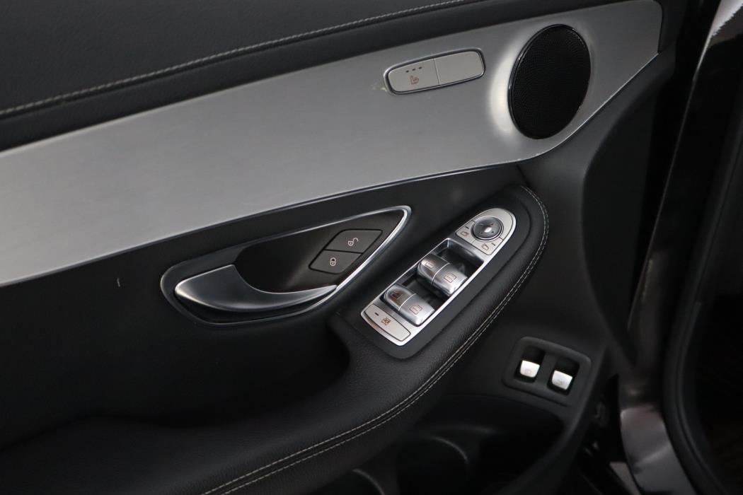 MERCEDES-BENZ GLC 2016