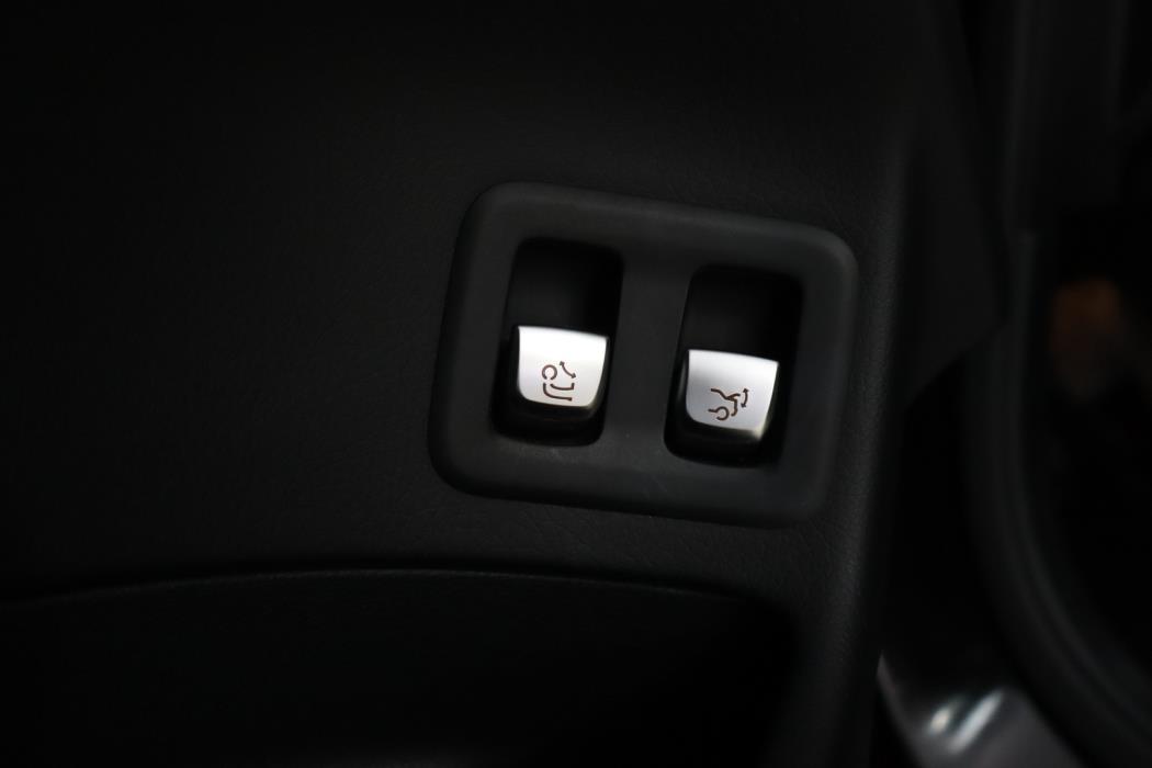 MERCEDES-BENZ GLC 2016