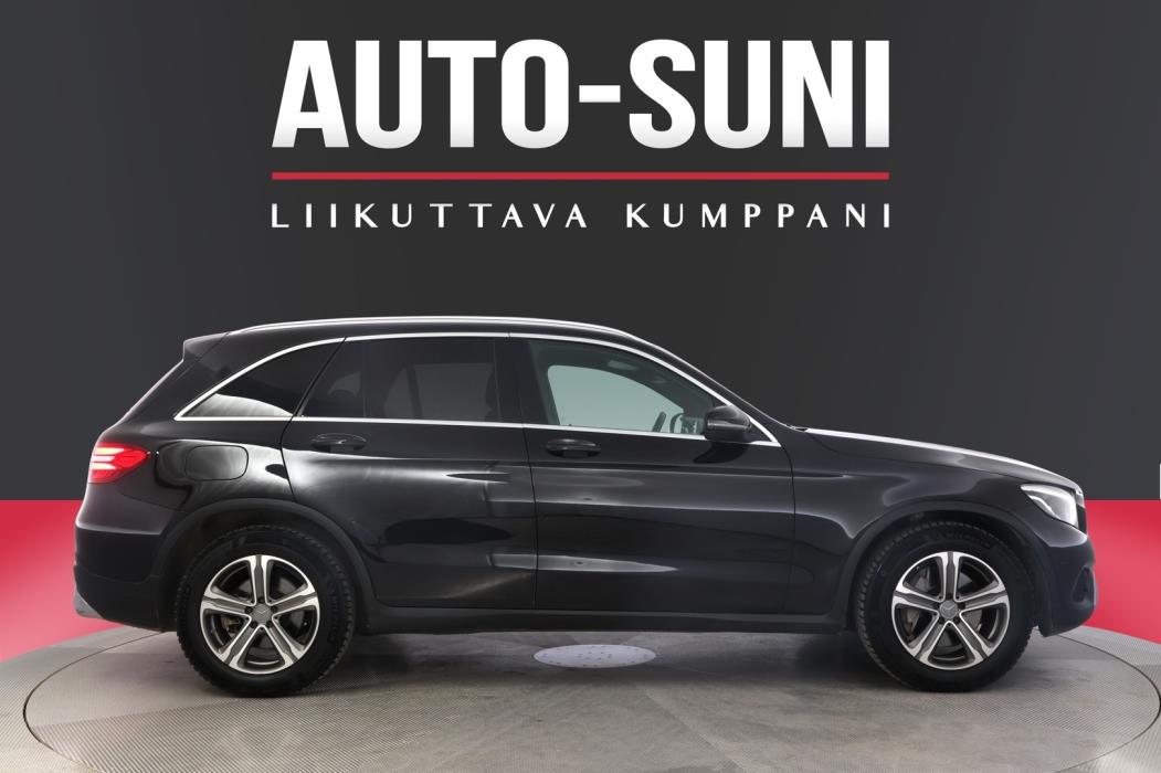 MERCEDES-BENZ GLC 2016