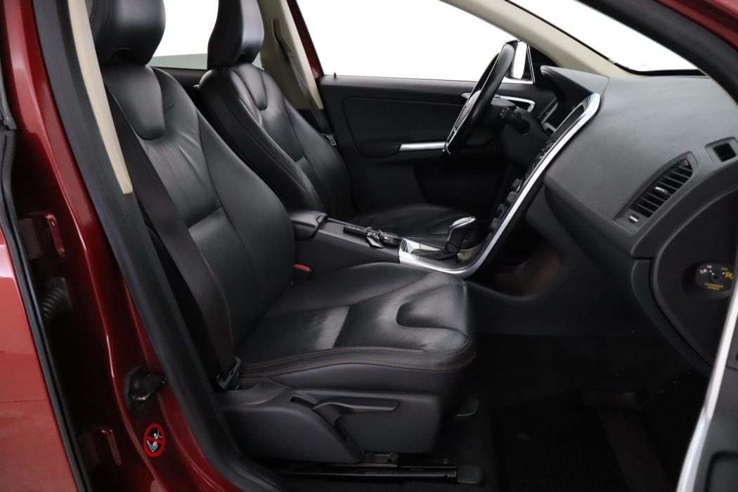 VOLVO XC60 2013
