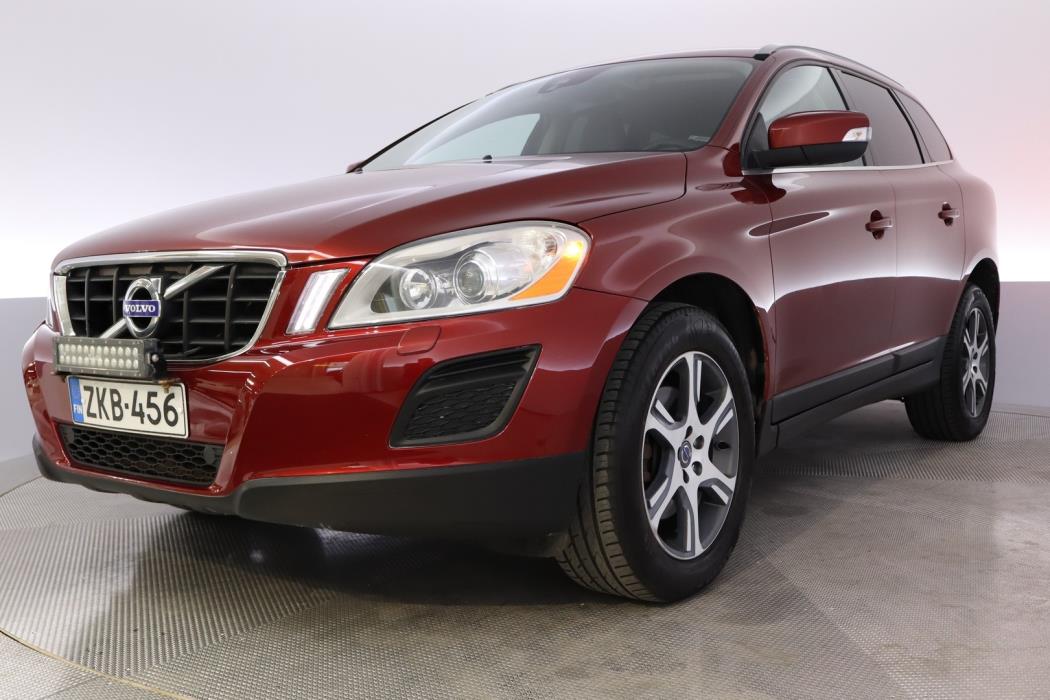 VOLVO XC60 2013