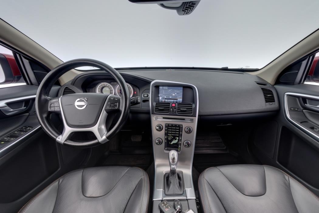 VOLVO XC60 2013