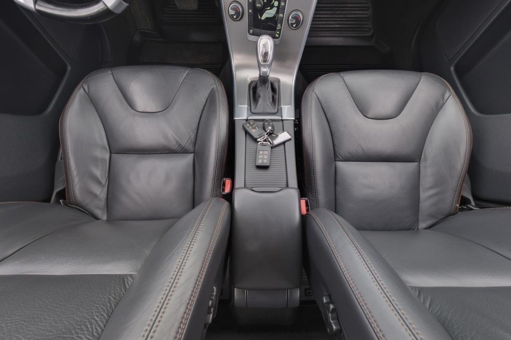 VOLVO XC60 2013