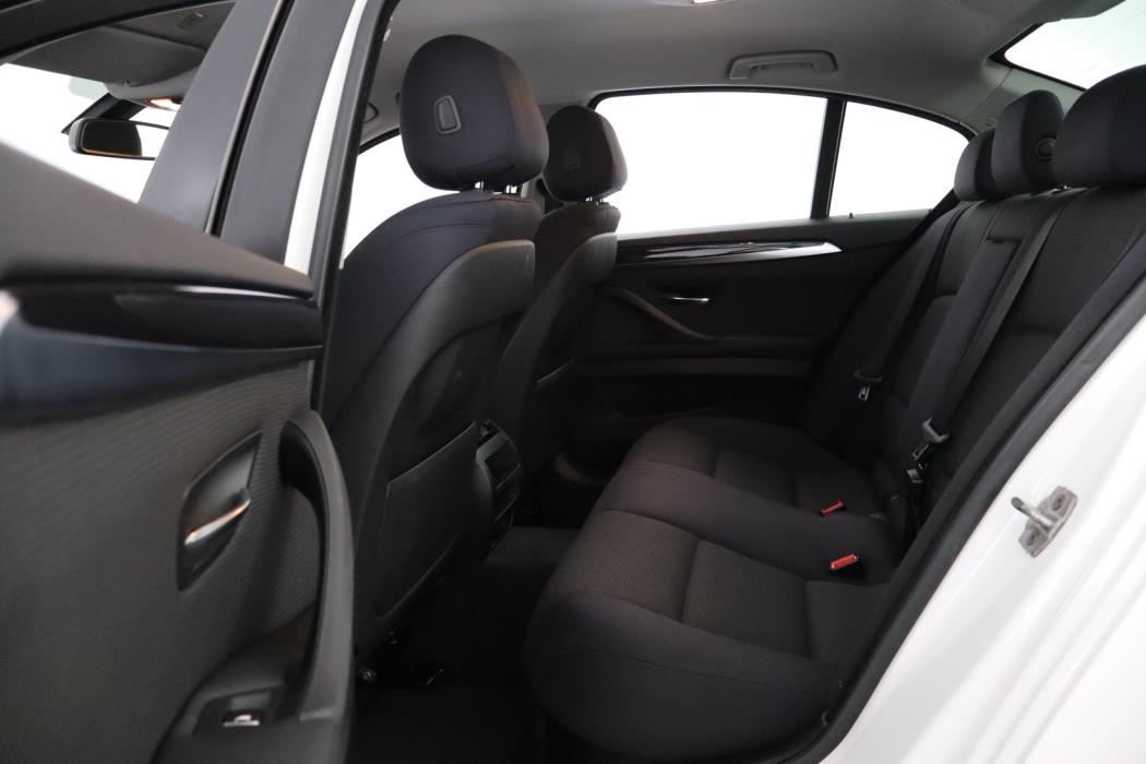 BMW 520 2015