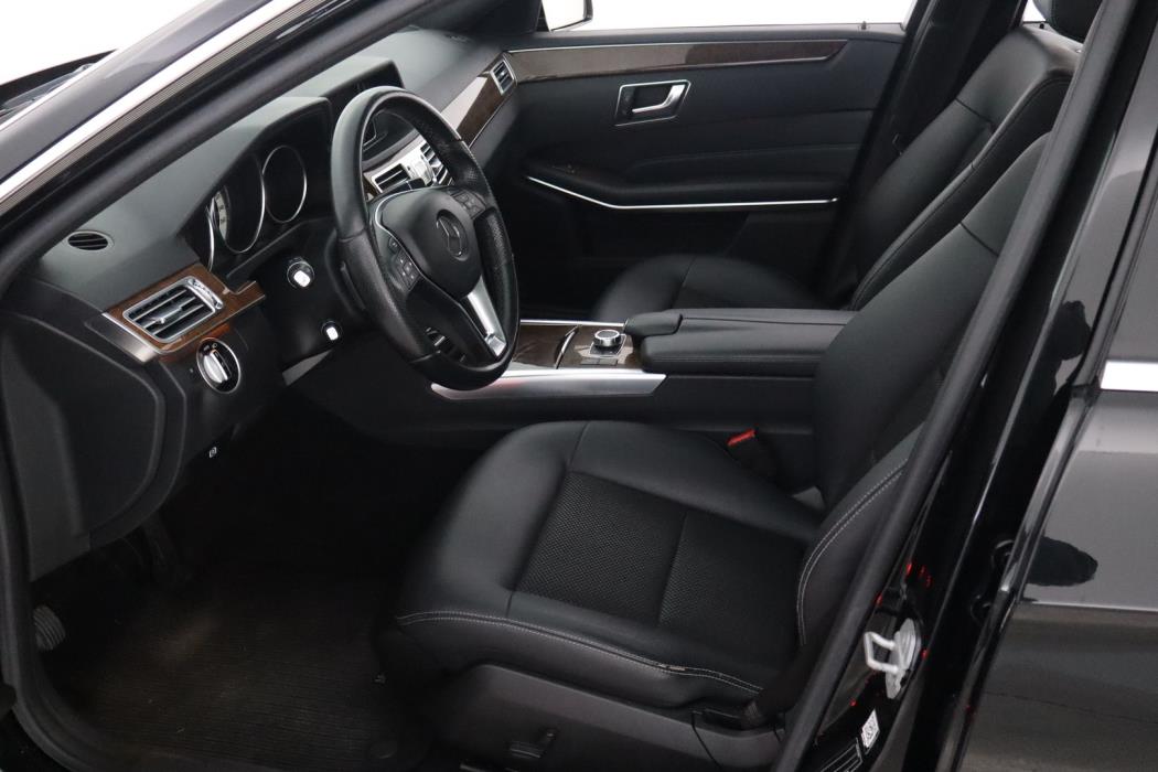 MERCEDES-BENZ E 2016