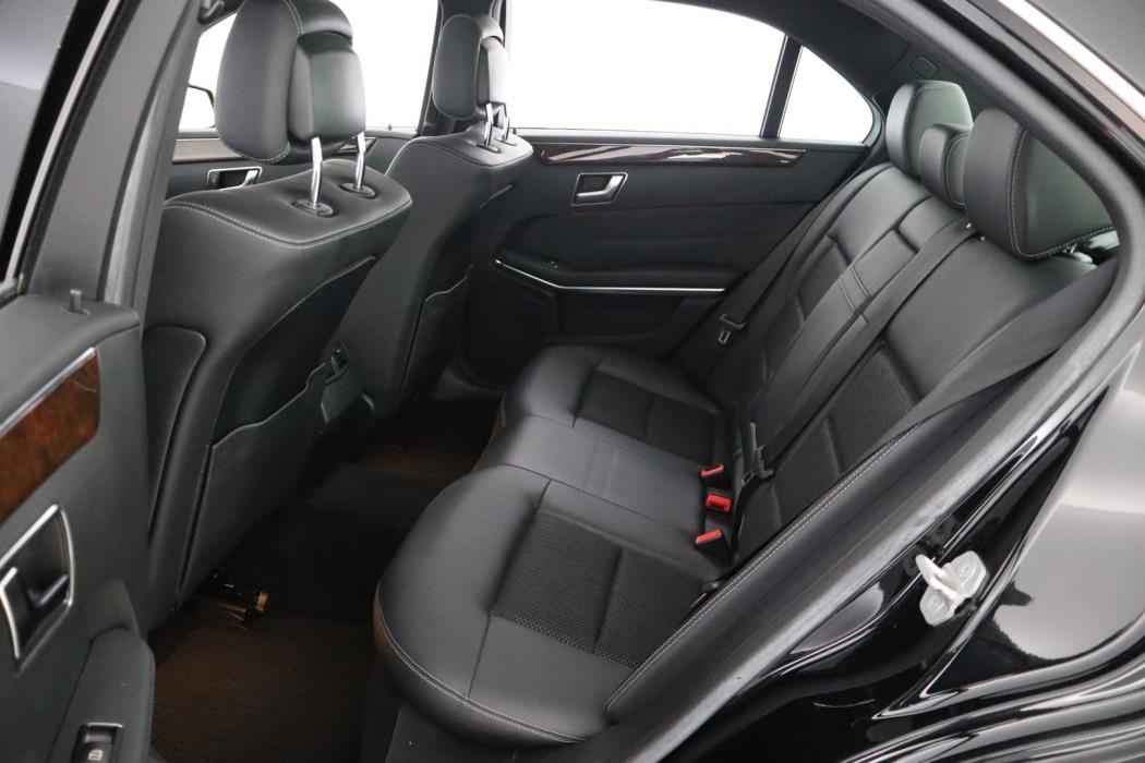 MERCEDES-BENZ E 2016