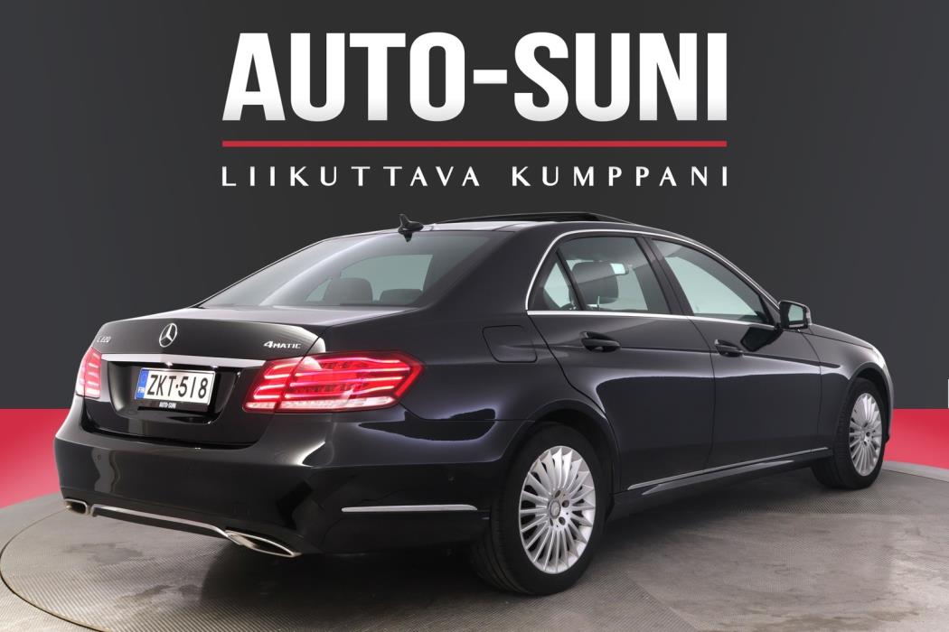 MERCEDES-BENZ E 2016