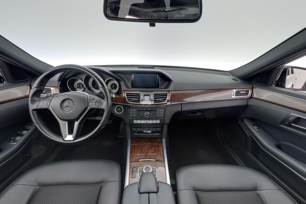 MERCEDES-BENZ E 2016