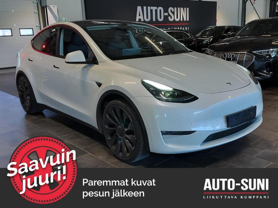 TESLA Model Y 2023