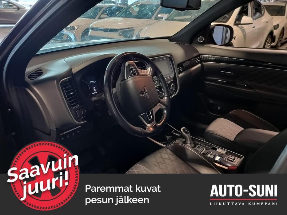 MITSUBISHI Outlander PHEV 2019