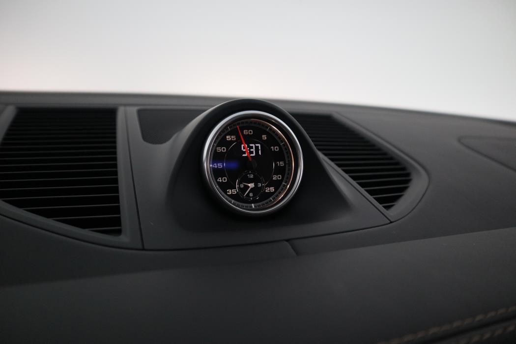 PORSCHE Macan 2019