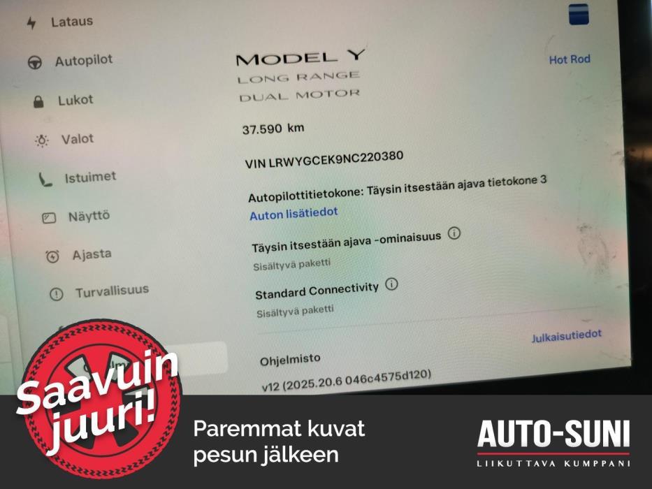 TESLA Model Y 2022