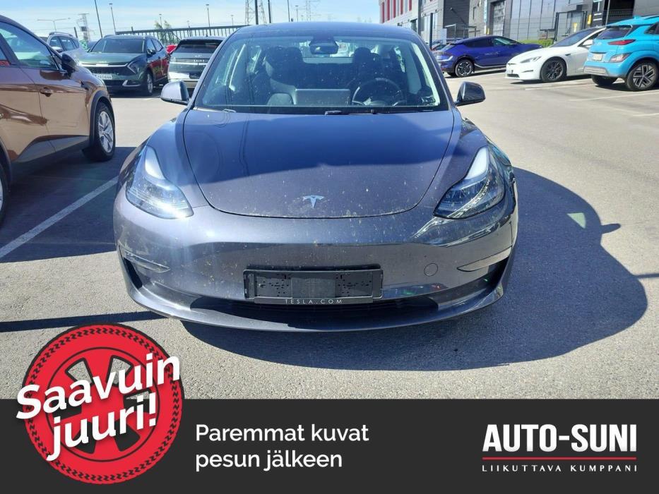 TESLA Model 3 2023