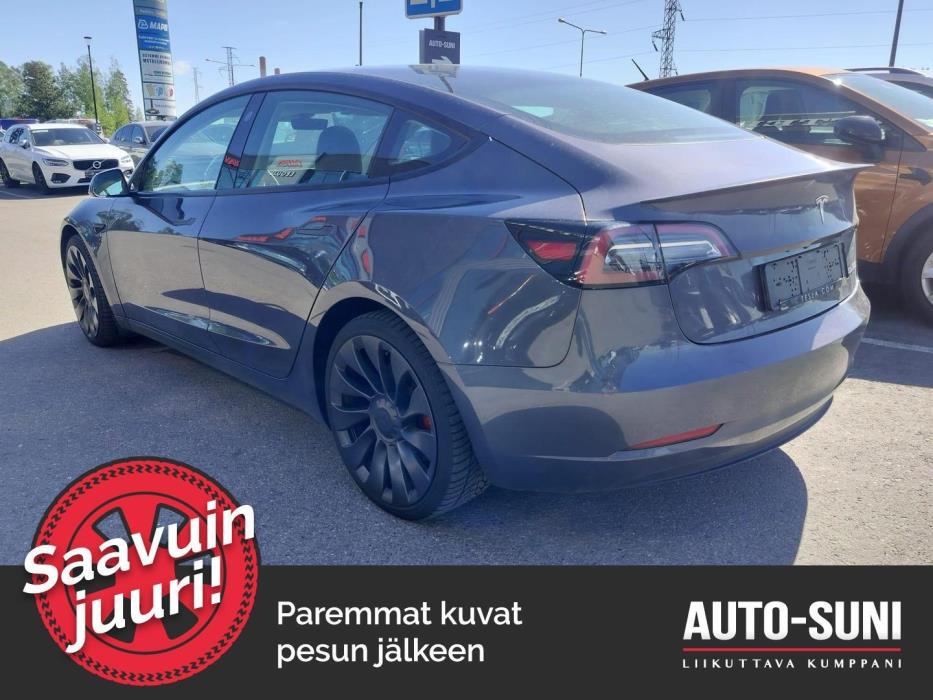 TESLA Model 3 2023