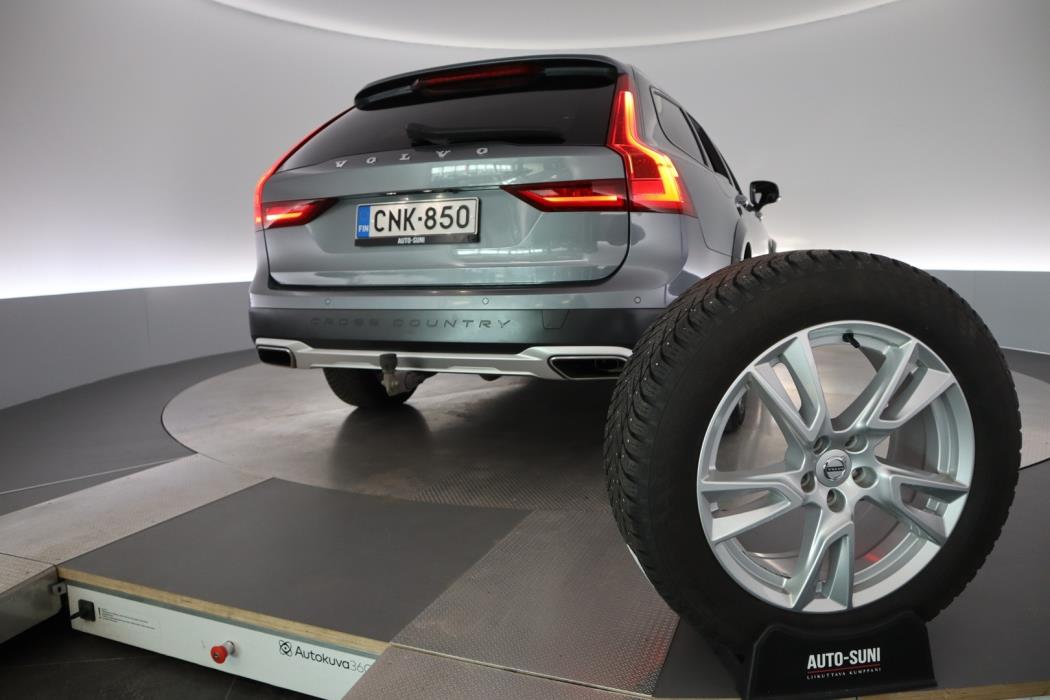 VOLVO V90 Cross Country 2019
