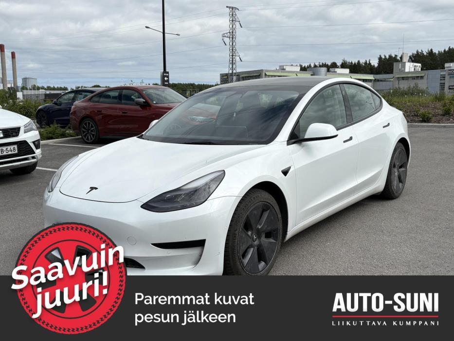 TESLA Model 3 2021
