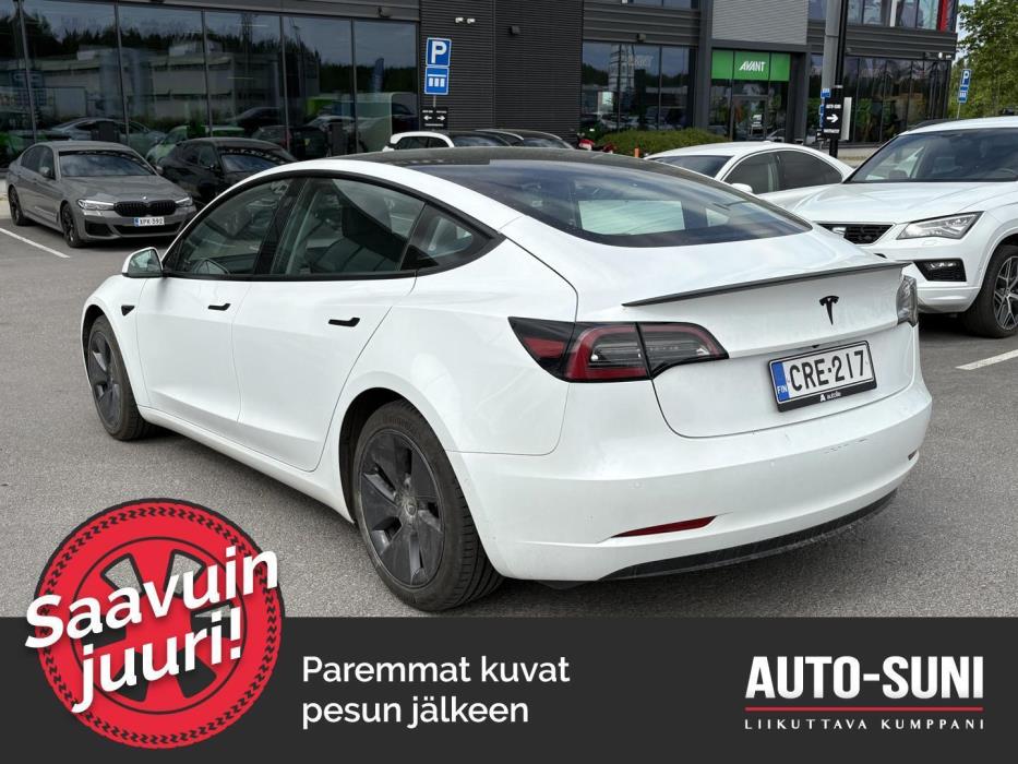 TESLA Model 3 2021