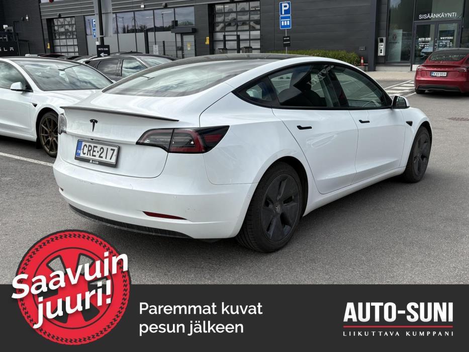 TESLA Model 3 2021