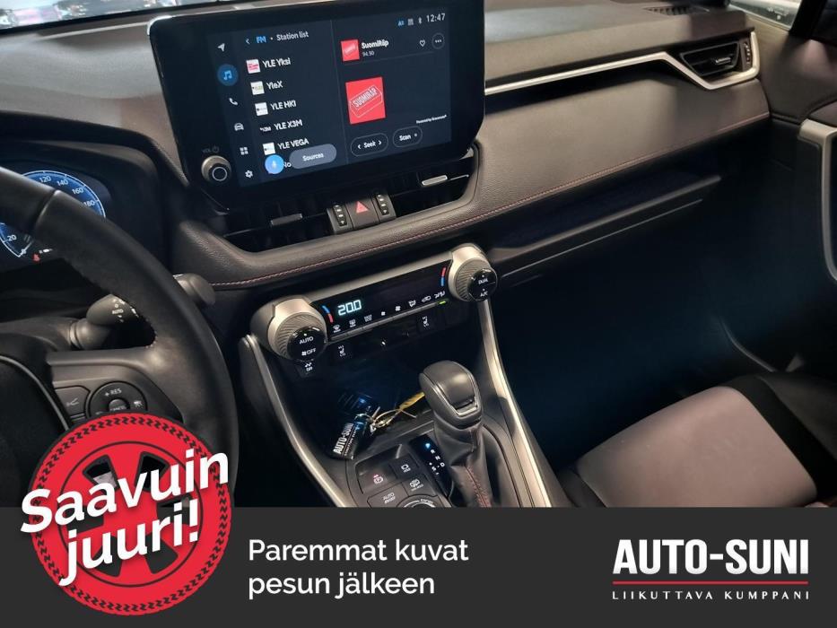 TOYOTA RAV4 Plug-in 2024