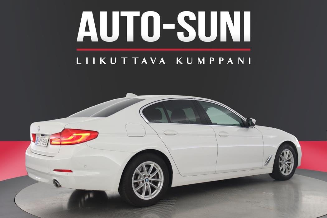 BMW 518 2019