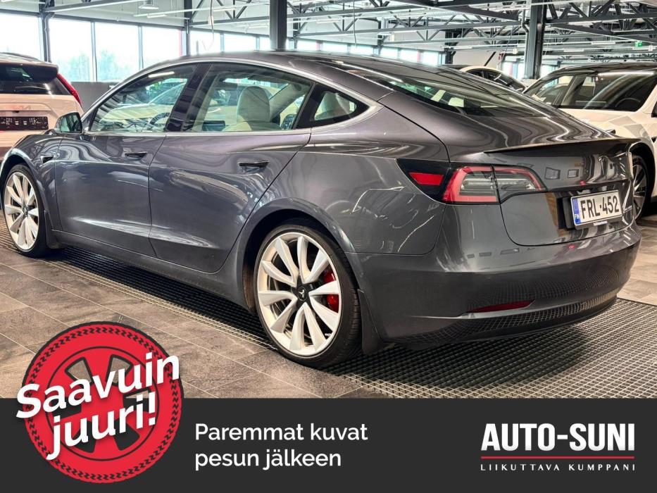 TESLA Model 3 2019