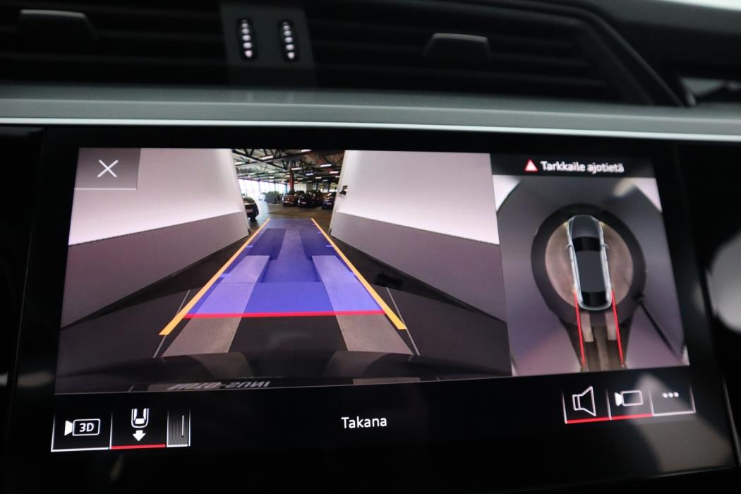 AUDI Q8 e-tron 2024